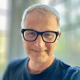 Massimo Sgrelli