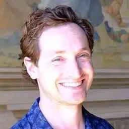 Craig Follett