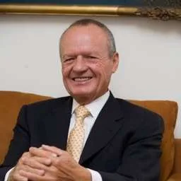 Roberto Hernández Ramírez