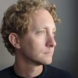 Ariel Lambrecht, Founder at Mara