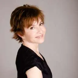 Lisa Riedmiller