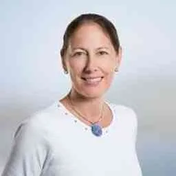 Regina Hodits