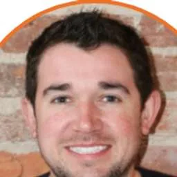 Chris Hjelm
