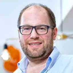 Simon Levene