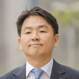 Jisang Yoo