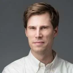 Peter Hunn, Founder & CEO at Clause