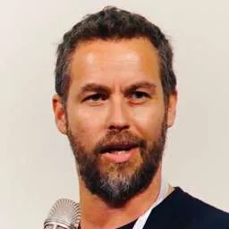 Roei Levav