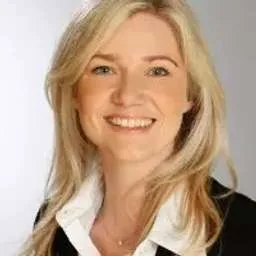 Stephanie Schatz