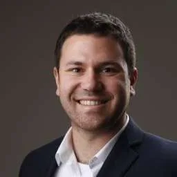 Caleb Zipperstein