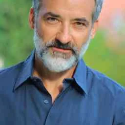 Avi Shechter