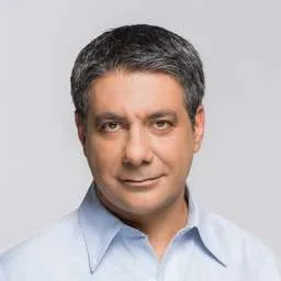 Yaniv Golan