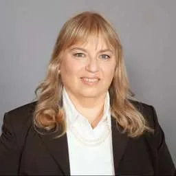 Cassie Lentchner