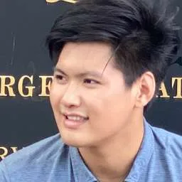 Dennis Liu