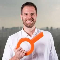 Gustavo D. Saraiva