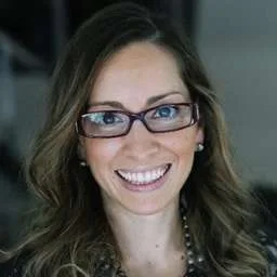 Leah Busque