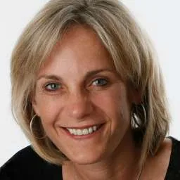 Sue Decker, CEO, President and Founder at Raftr Inc.