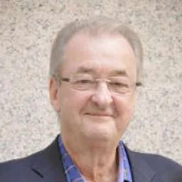 Joe Saunders