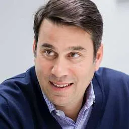 Robert LoCascio