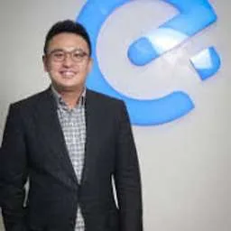 Xuhao Zhang