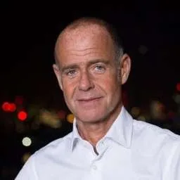Stuart Marks, Founder and Chairman at L Marks