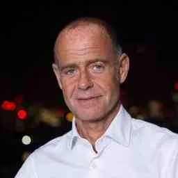 Stuart Marks, Angel Investor