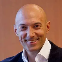 Ed Fernandez