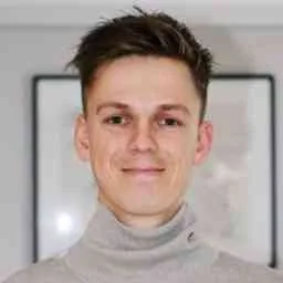 Caspar Lee