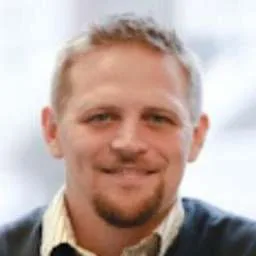 Toffer Frydenlund