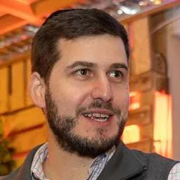 Alex Oppenheimer