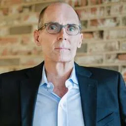 Christopher Lucas