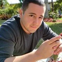 Eduardo Vivas, CEO & Co-founder at Curated