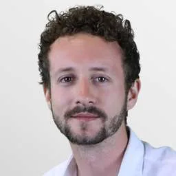Charlie Hilton