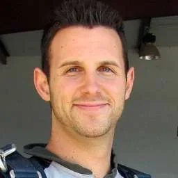David Hauser, Managing Partner at direct Co., Ltd.