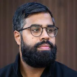 Satish Kanwar, Angel Investor