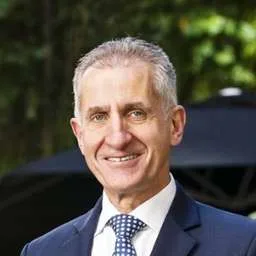 Kevin Holmes