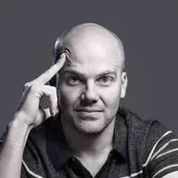 Eduardo Mangarelli, Founder at Qool