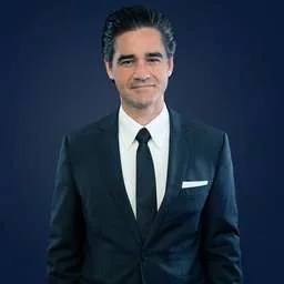 Jose More