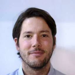 Peter Lindholm