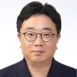 Jerry Yang