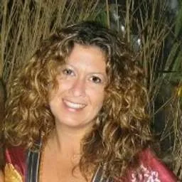 Katie Echevarria Rosen Kitchens