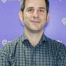 Vicente Pascual, Angel Investor