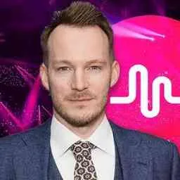 Alex Hofmann, CEO and Co-Founder at 9 Count
