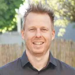 Thomas Buchsteiner
