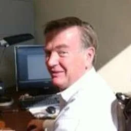 Robert E.Kelly