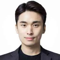 Dennis Seungun Lee
