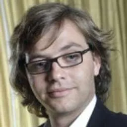 Carlos Oliveira