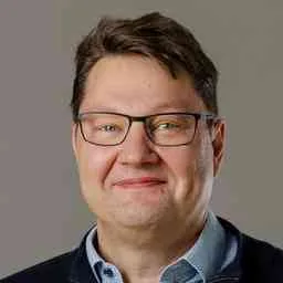 Sakari Pihlava