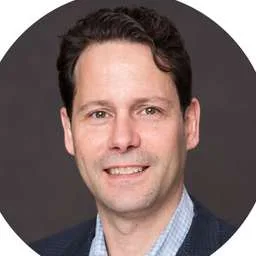 Dennis Shaya