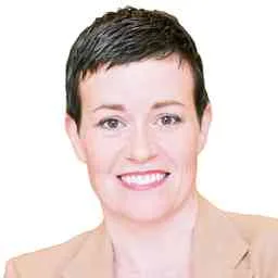 Lisa Calhoun
