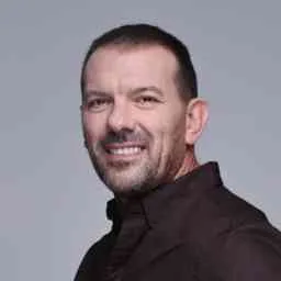 Erez Shachar